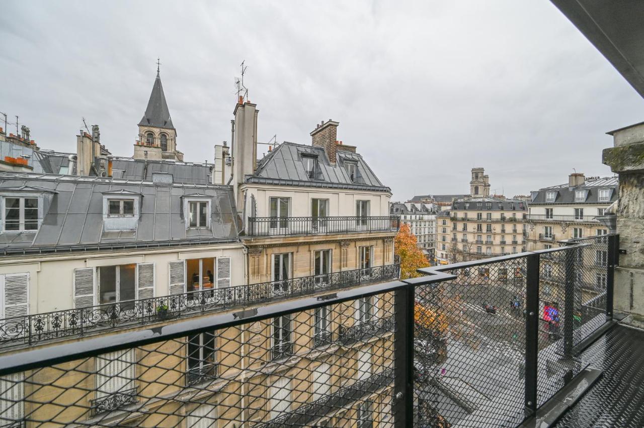 Best Place In Saint Germain Des Pres Paris Exterior foto